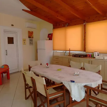 דירה Schoinaria Bay